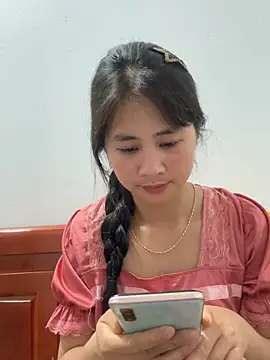 Him MountainGirl online show from March 2026 01:51:02 AM