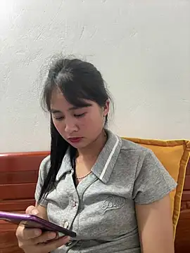 Him MountainGirl online show from March 2026 01:34:02 PM