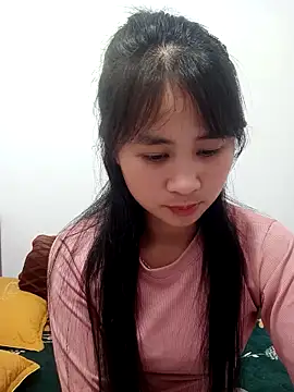 Him MountainGirl online show from March 2026 03:49:01 AM