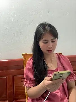 Him MountainGirl online show from April 2026 02:32:01 PM