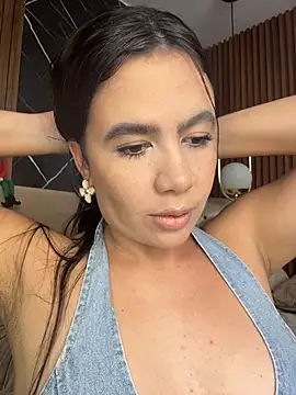 ValentinaEliot online show from December 2025 01:33:02 AM