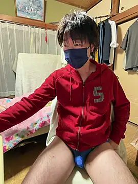 Snapshot of Hirokazu_12 chatting on June 2026 11:33:01 AM Hirokazu 12 online show from June 2026 11:33:01 AM