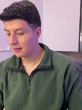 Goldenknight33 online show from February 2026 02:58:01 PM