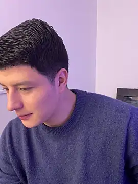 Goldenknight33 online show from February 2026 02:35:02 PM