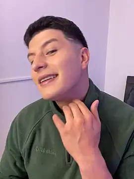 Goldenknight33 online show from March 2026 01:55:01 PM