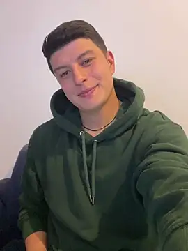 Goldenknight33 online show from March 2026 09:49:02 PM