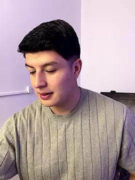 Goldenknight33 online show from January 2026 04:10:01 PM