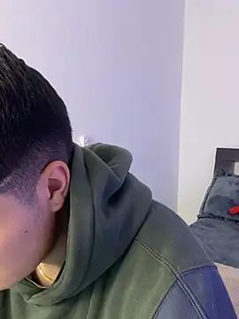 Goldenknight33 online show from February 2026 03:52:02 PM