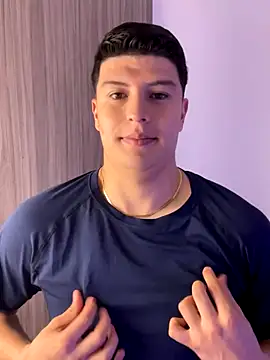 Goldenknight33 online show from December 2025 01:46:02 PM