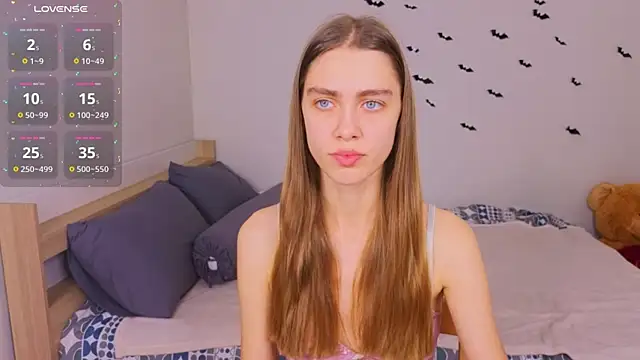 Charmgirla online show from December 2025 02:17:02 AM