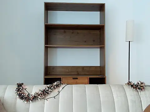 NaomiClay online show from December 2025 12:11:01 PM