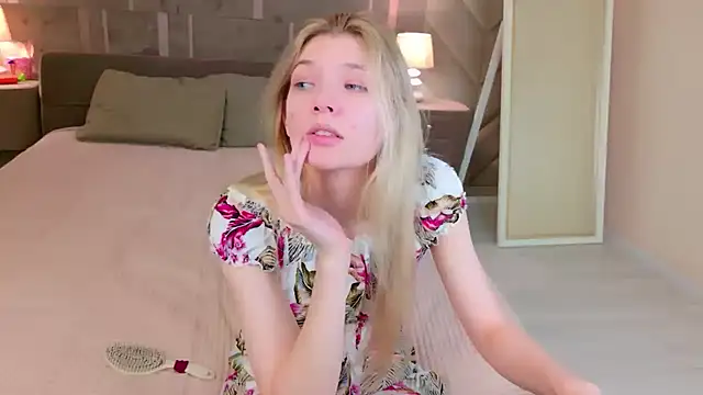 Vivien Hans online show from April 2026 04:19:01 AM