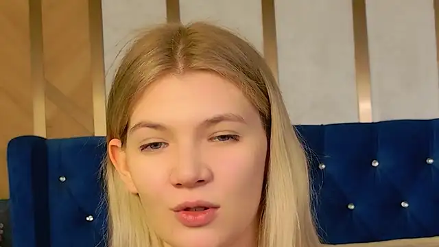 Vivien Hans online show from March 2026 09:02:01 PM