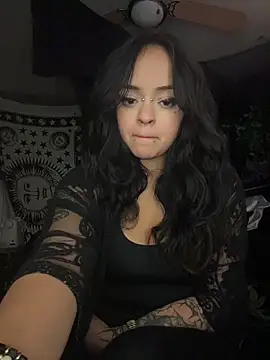 ellrxse online show from December 2025 04:45:01 AM