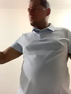 Snapshot of DarkOnebaki- chatting on January 2026 04:18:01 AM DarkOnebaki- online show from January 2026 04:18:01 AM