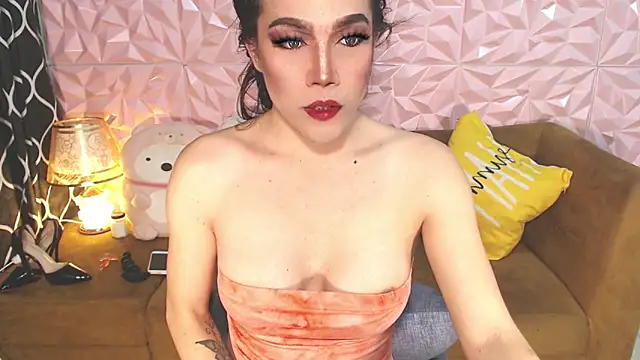 Snapshot of MajesticBeauty chatting on February 2026 02:05:01 PM MajesticBeauty online show from February 2026 02:05:01 PM