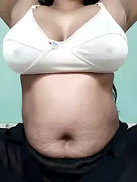 Snapshot of Uma-2 chatting on February 2026 03:49:01 AM Uma-2 online show from February 2026 03:49:01 AM