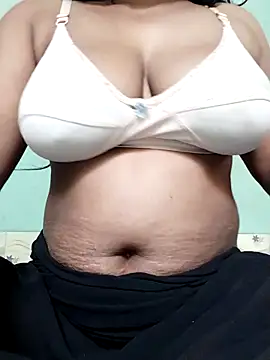 Snapshot of Uma-2 chatting on February 2026 04:45:01 AM Uma-2 online show from February 2026 04:45:01 AM