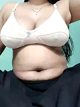 Snapshot of Uma-2 chatting on December 2025 04:34:02 AM Uma-2 online show from December 2025 04:34:02 AM