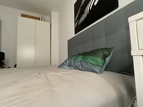 Carlycrush  online show from July 2026 10:54:01 PM