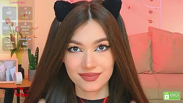 oliviaah  online show from March 2026 03:12:01 PM