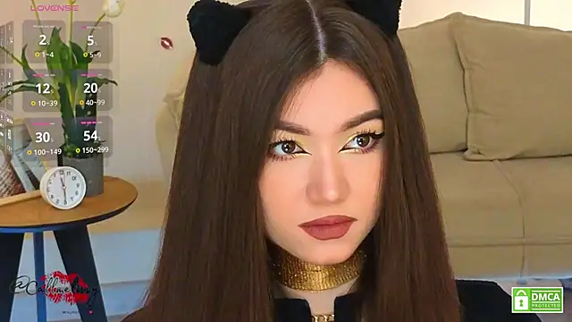 oliviaah  online show from April 2026 03:07:01 PM