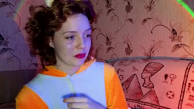 Ari Meow online show from December 2025 09:39:01 PM