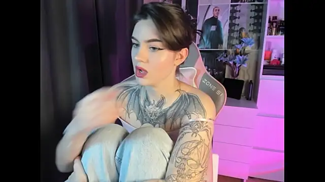 NikkieKitty online show from February 2026 02:37:01 PM