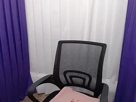 Lovely apple19 online show from March 2026 10:10:02 AM