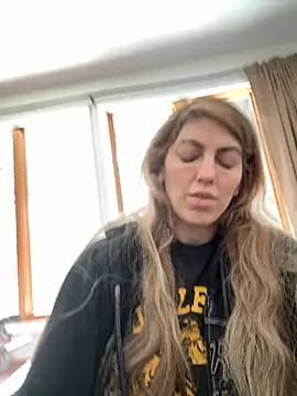 Snapshot of CelestialRuby chatting on November 2025 04:12:01 PM CelestialRuby online show from November 2025 04:12:01 PM