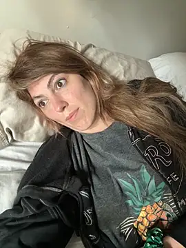 Snapshot of CelestialRuby chatting on October 2025 01:56:02 PM CelestialRuby online show from October 2025 01:56:02 PM