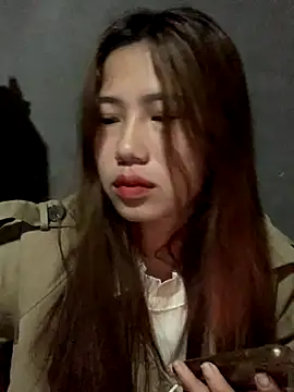 Fragrance-2222 online show from December 2025 06:12:01 PM