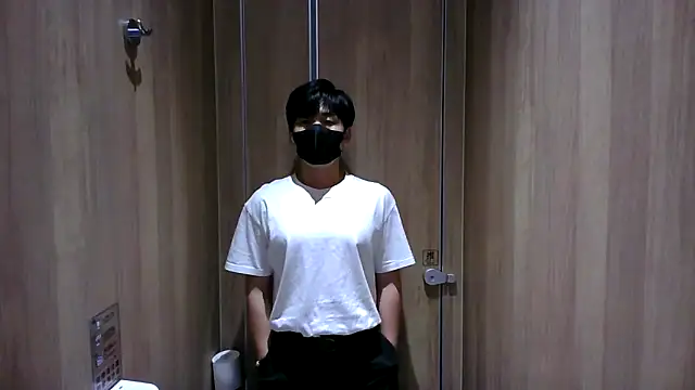 kimze7 online show from March 2026 06:17:01 AM