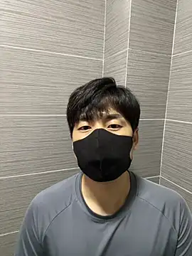 kimze7 online show from March 2026 03:42:02 PM