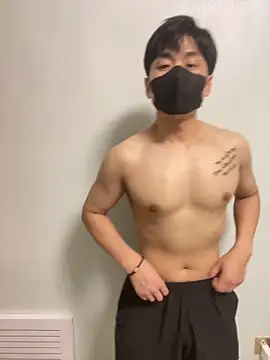 kimze7 online show from March 2026 01:11:01 PM