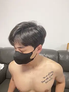 kimze7 online show from December 2025 04:23:02 PM