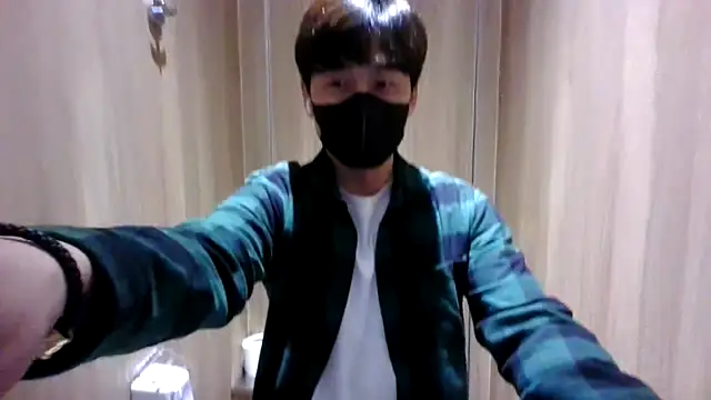 kimze7 online show from January 2026 06:40:01 AM