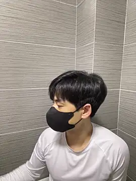 kimze7 online show from March 2026 02:57:02 PM