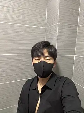 kimze7 online show from February 2026 04:06:01 PM