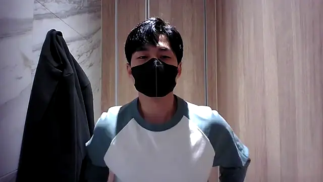 kimze7 online show from March 2026 02:43:02 AM