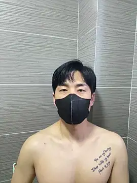 kimze7 online show from April 2026 11:12:01 PM