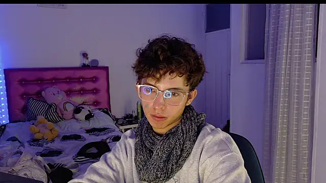 Dani Dancer online show from April 2026 01:54:02 AM