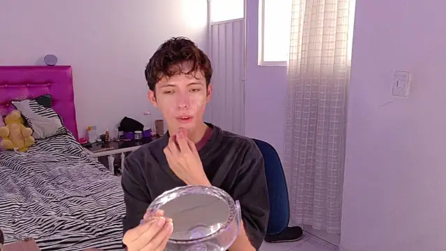 Dani Dancer online show from February 2026 07:03:02 PM