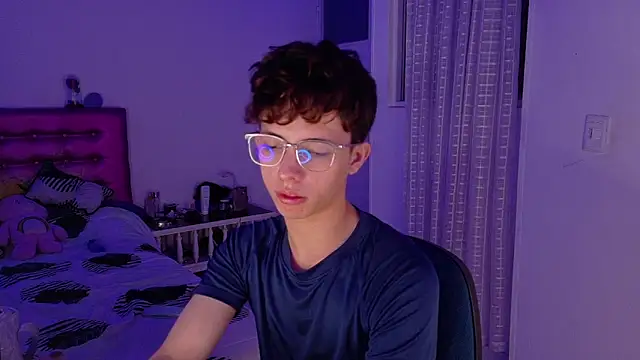 Dani Dancer online show from March 2026 01:00:01 AM