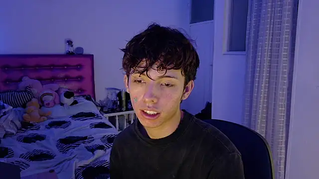 Dani Dancer online show from April 2026 11:08:02 PM