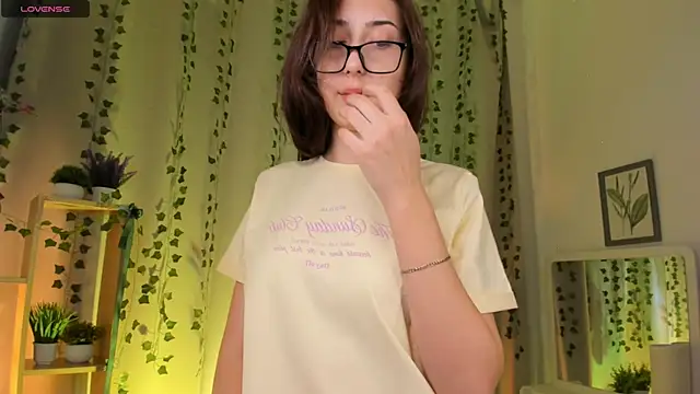 TariLechliter online show from February 2026 03:23:01 PM