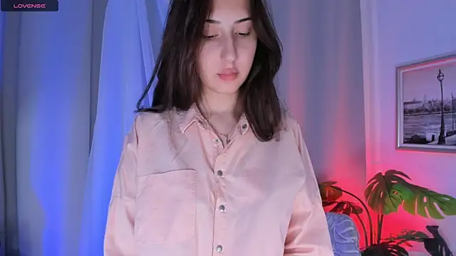 TariLechliter online show from January 2026 12:08:02 PM