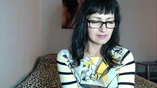 Eila Morigan online show from December 2025 03:47:01 PM