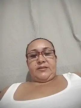 Nini Love  online show from April 2026 05:30:01 AM