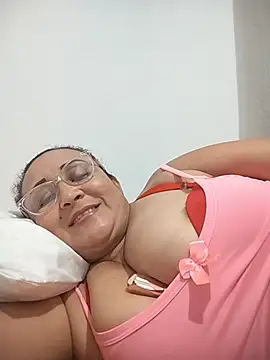 Nini Love  online show from February 2026 05:50:02 AM